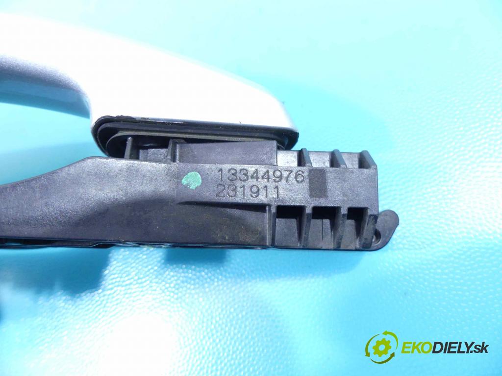 Opel Astra IV 2009-2015 1.4 T 140 HP manual 103 kW 1364 cm3 5- rukoväť predné ľavé mimo: 13344976 (Vonkajšie predné ľavé)