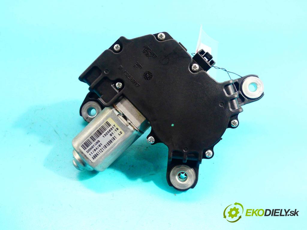 Opel Astra IV 2009-2015 1.4 T 140 HP manual 103 kW 1364 cm3 5- motor stieračov zadné 132556917
