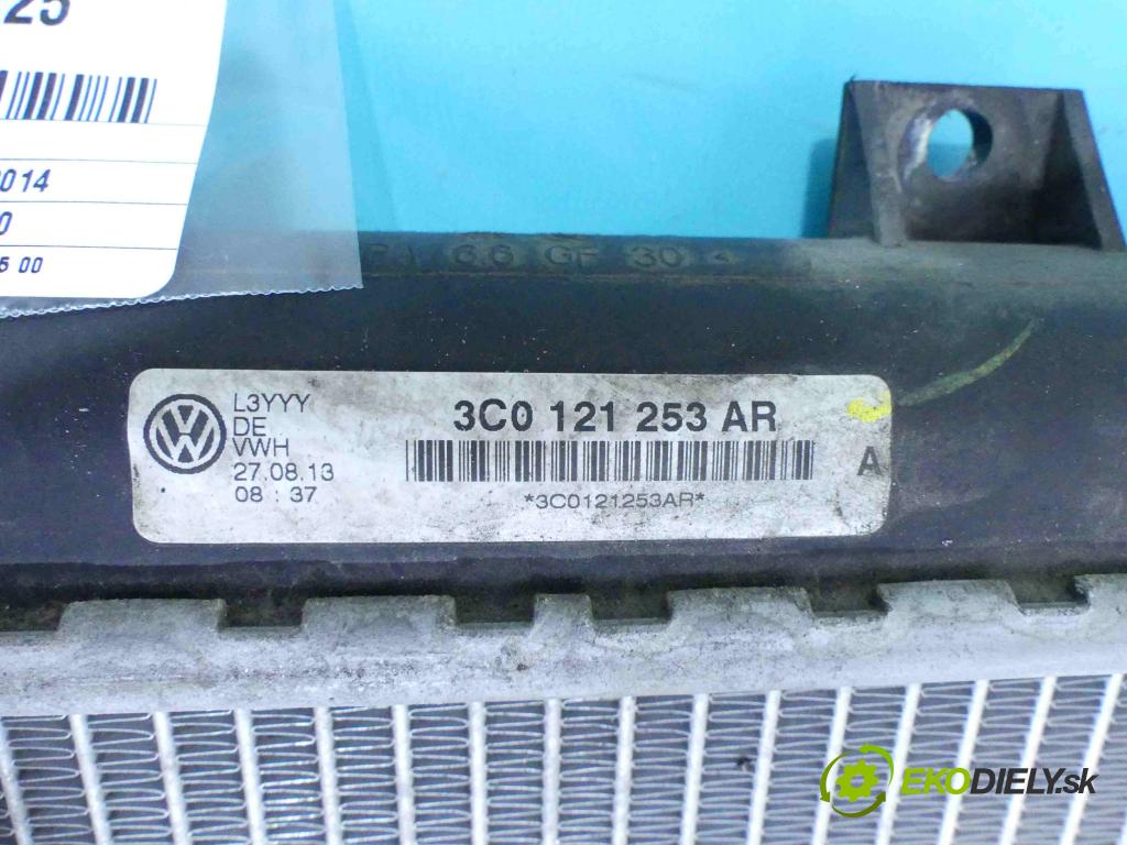 Vw Passat B7 2010-2014 2.0 tdi 177 HP automatic 130 kW 1968 cm3 4- chladič voda: 3C0121253AR (Chladiče vody)