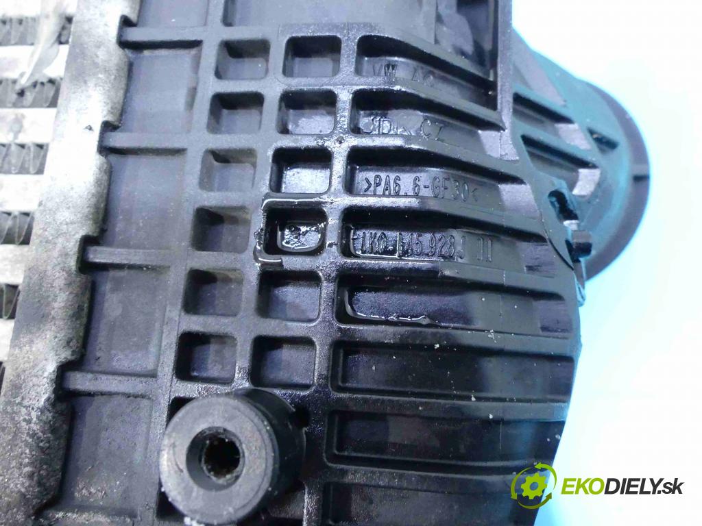 Vw Passat B7 2010-2014 2.0 tdi 177 hp automatic 130 kW 1968 cm3 4- Intercooler 1K0145928J (Chladiče nasávaného vzduchu (intercoolery))