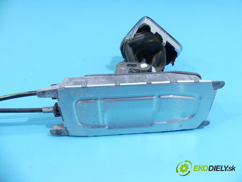 Vw Tiguan I 2007-2016 2.0 tdi 140 HP manual 103 kW 1968 cm3 5- Páka: Změny: stupeň,rýchlosť 5N0711049G (Rýchlostné páky / kulisy)