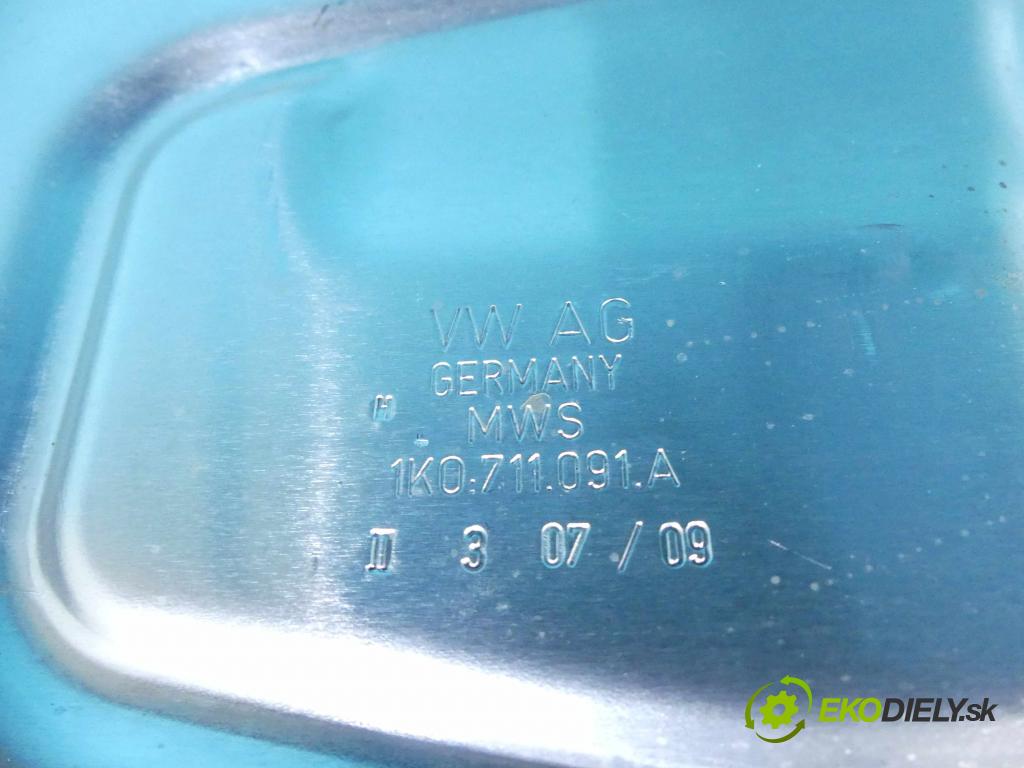 Vw Tiguan I 2007-2016 2.0 tdi 140 HP manual 103 kW 1968 cm3 5- Páka: Změny: stupeň,rýchlosť 5N0711049G (Rýchlostné páky / kulisy)