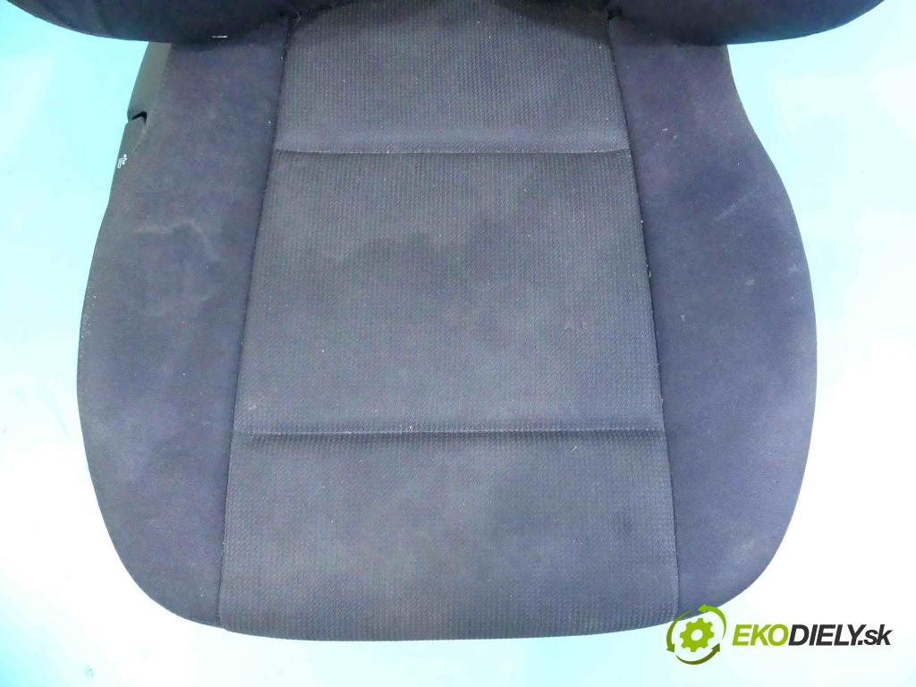 Bmw X3 E83 2003-2010 2.0d 177 HP manual 130 kW 1995 cm3 5- Sedačka pravý  (Sedačky, sedadlá)
