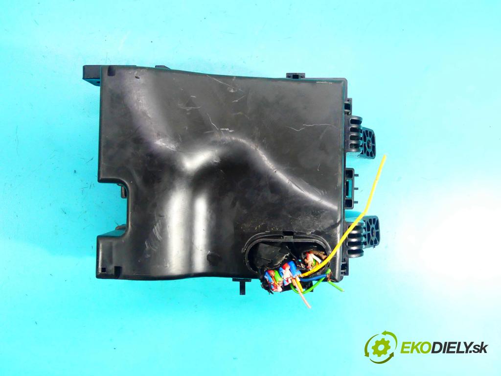 Hyundai Ix35 1.6 Gdi 135 hp manual 99 kW 1591 cm3 5- skříňka pojistková 91302-2Y691 (Pojistkové skříňky)