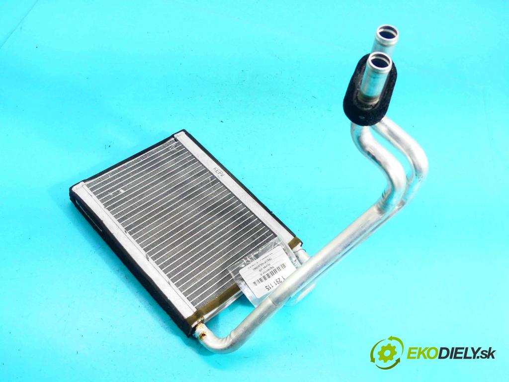 Hyundai Ix35 1.6 Gdi 135 hp manual 99 kW 1591 cm3 5- radiátor  (Radiátory topení)