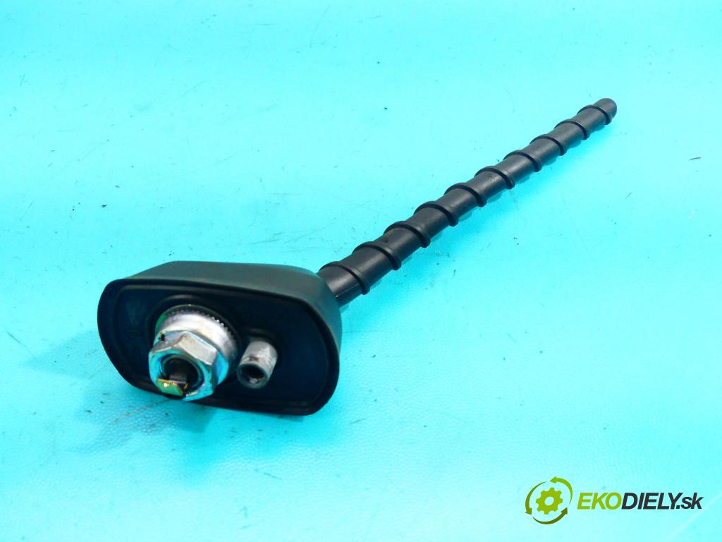 Hyundai Ix35 1.6 Gdi: 135 HP manual 99 kW 1591 cm3 5- Antena V3-05228EK