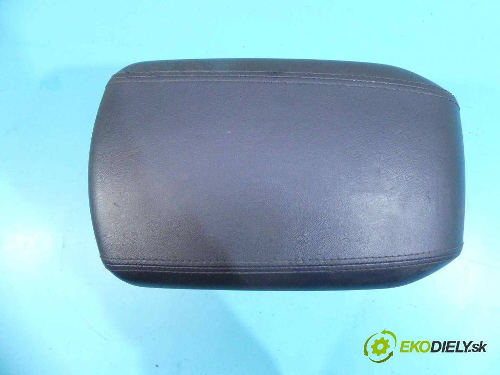 Hyundai Ix35 1.6 Gdi: 135 HP manual 99 kW 1591 cm3 5- operadlo 84681-2Y000 (Lakťové opierky)