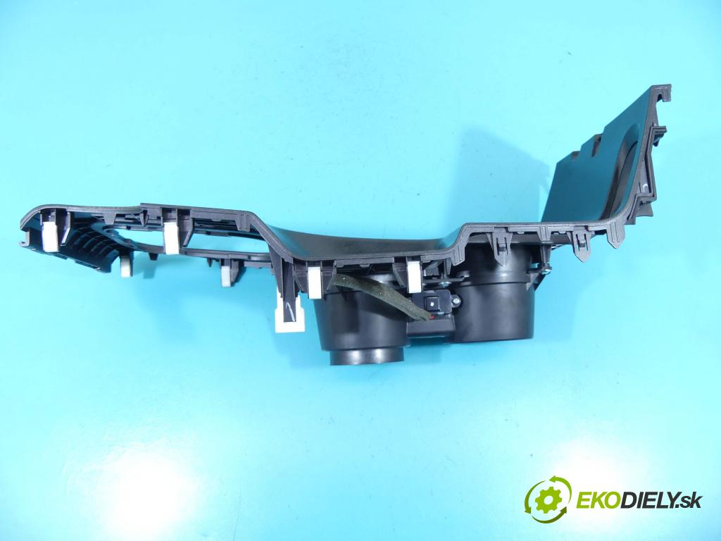 Hyundai Ix35 1.6 Gdi: 135 HP manual 99 kW 1591 cm3 5- Rukojeť: na nápoje: 84651-2YAA0 (Úchyty, držiaky na nápoje)