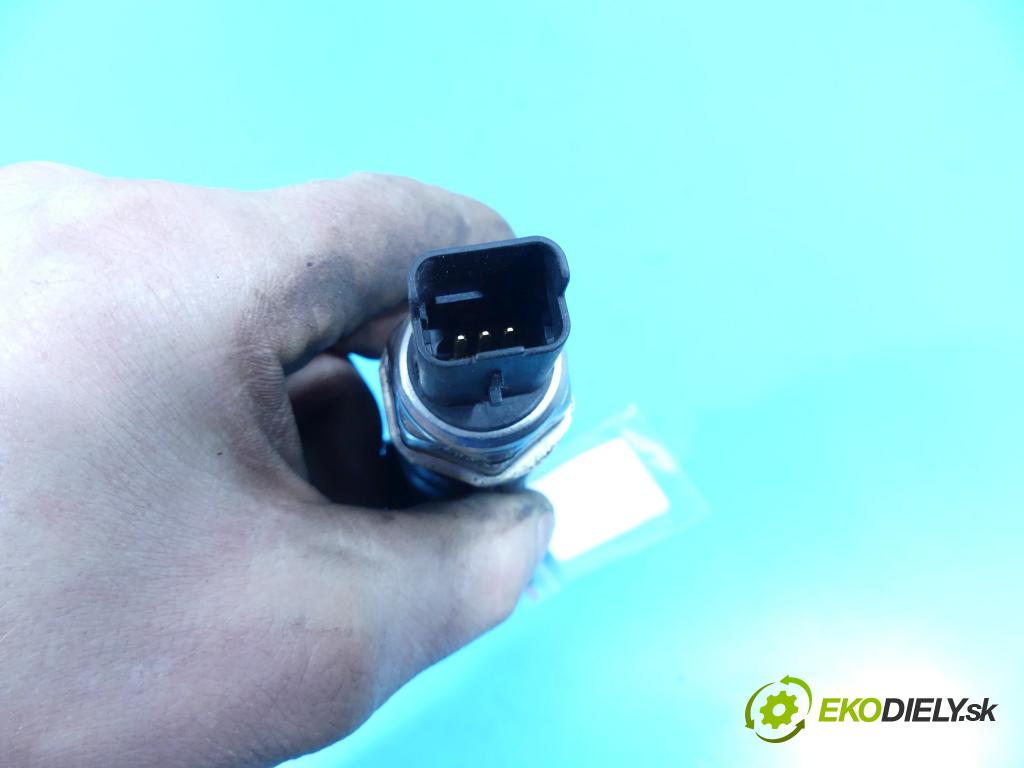 Citroen Berlingo I 1996-2008 1.6 hdi 90 HP manual 66 kW 1560 cm3 5- lišta vstrekovacia 9654592680 (Vstrekovacie lišty)