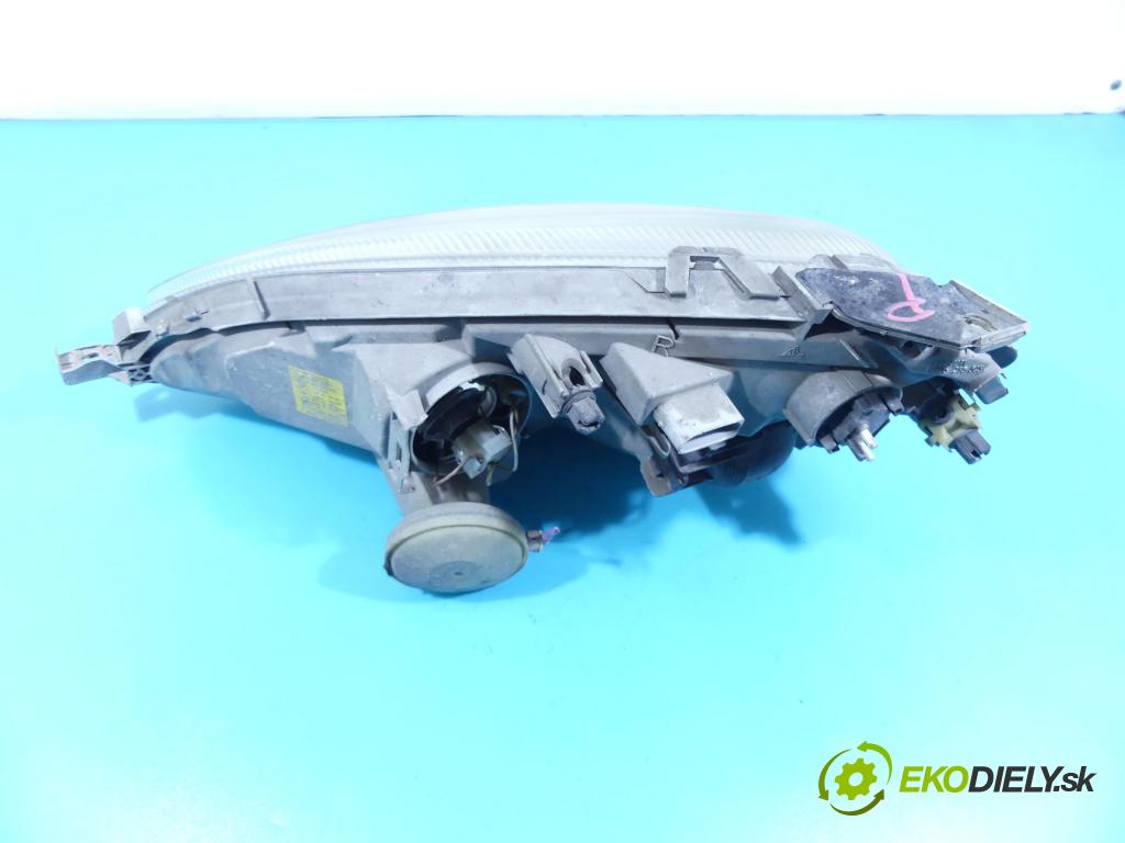 Mercedes A W168 1997-2004 1.7 cdi 95 HP manual 70 kW 1689 cm3 5- Reflektor: pravý 0301192202 (Pravé)