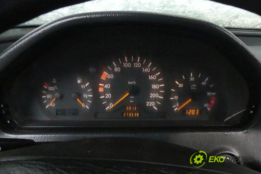 Mercedes C W202 1993-2001 2.2d 95 HP automatic 70 kW 2155 cm3 4- prístrojovka/ budíky 110008736/014 (Prístrojové dosky, displeje)