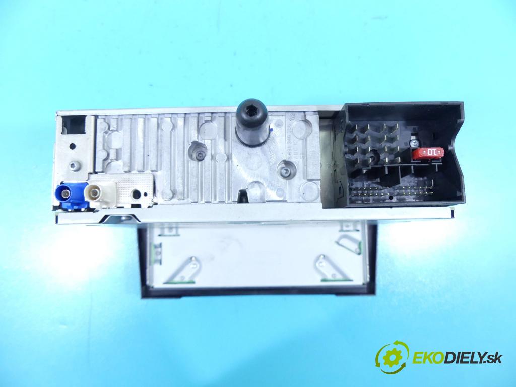 Opel Zafira B 2005-2014 1.7 cdti 125 HP manual 92 kW 1686 cm3 5- Radio originál 13373643