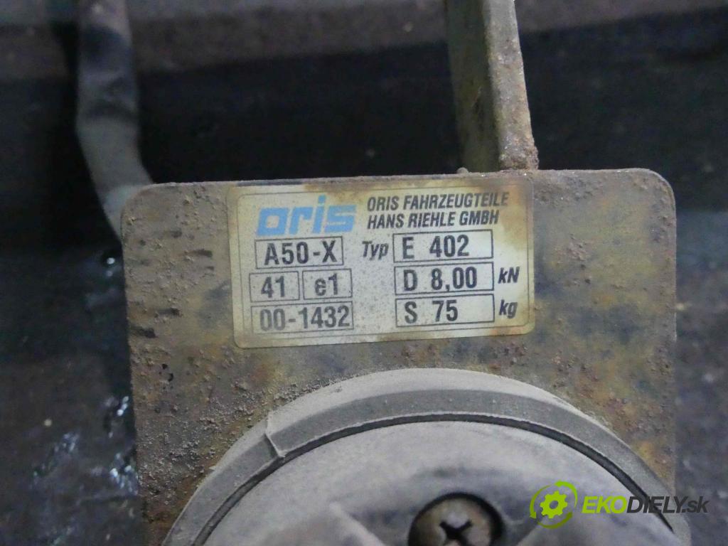 Bmw 1 E87 2004-2011 2.0d 116 HP manual 85 kW 1995 cm3 5- Hák: vlečení:  (Ťažné zariadenia)