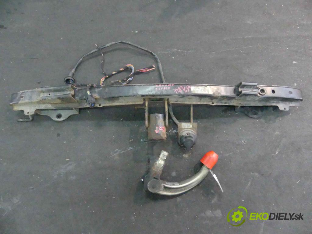 Bmw 1 E87 2004-2011 2.0d 116 hp manual 85 kW 1995 cm3 5- oko tažné 