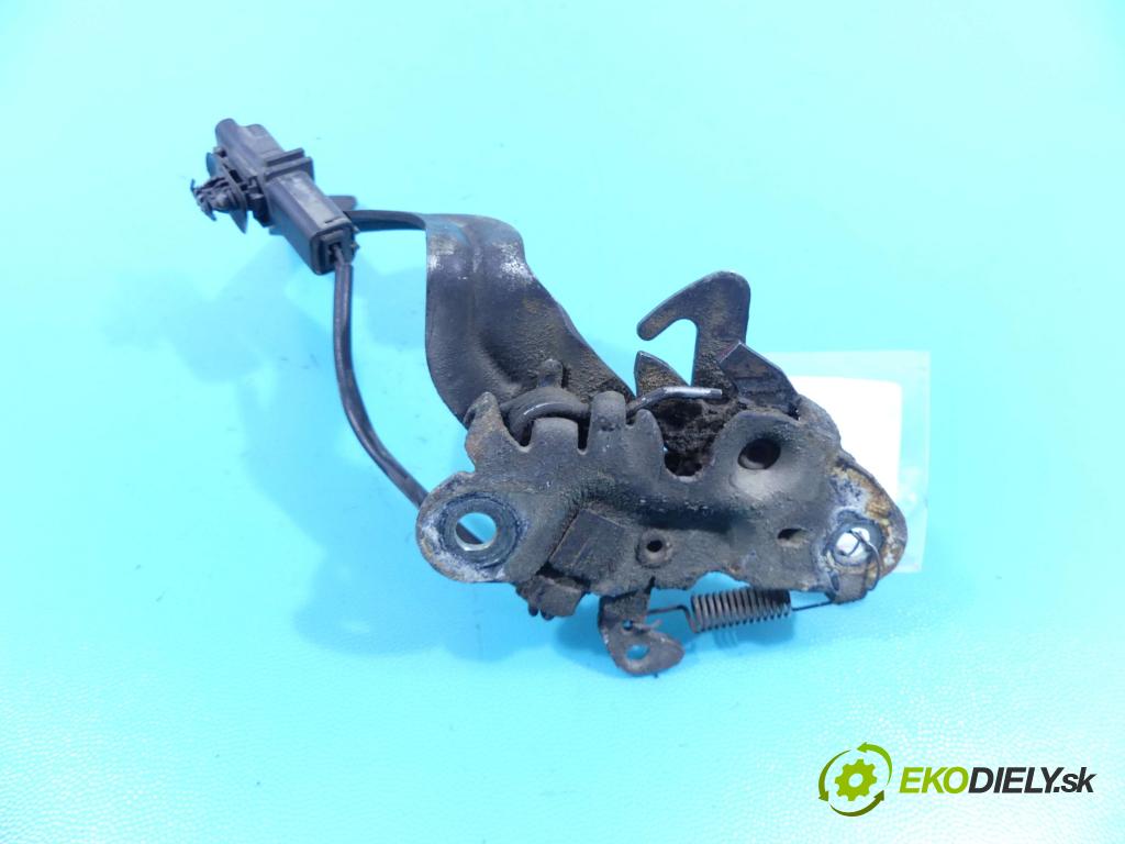 Citroen C4 I 2004-2011 1.6 hdi 109 hp manual 80 kW 1560 cm3 3- zámek kapoty