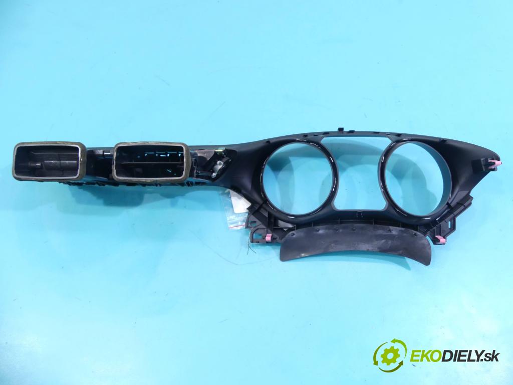 Toyota Avensis III T27 2009-2018 2.0 D4D 143 HP manual 105 kW 1995 cm3 5- Mřížka: kúrenia stredová 55670-06150 (Mriežky kúrenia (fukáre))