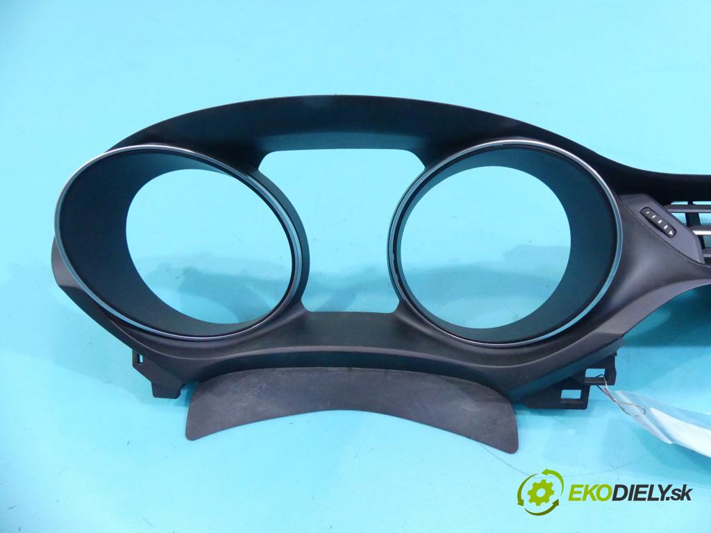 Toyota Avensis III T27 2009-2018 2.0 D4D 143 HP manual 105 kW 1995 cm3 5- Mřížka: kúrenia stredová 55670-06150 (Mriežky kúrenia (fukáre))