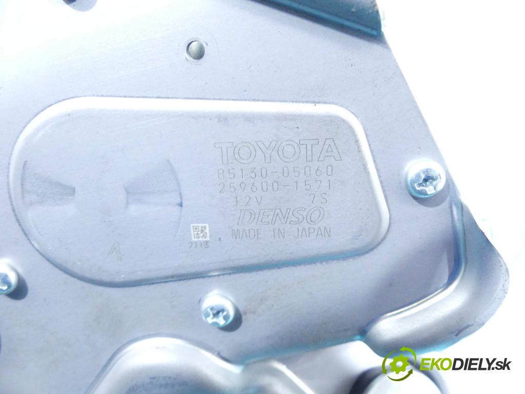 Toyota Avensis III T27 2009-2018 2.0 D4D 143 HP manual 105 kW 1995 cm3 5- motor stieračov zadné 85130-05060