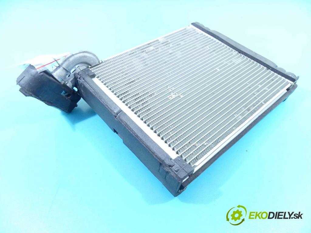 Toyota Avensis III T27 2009-2018 2.0 D4D 143 hp manual 105 kW 1995 cm3 5- radiátor  (Radiátory topení)