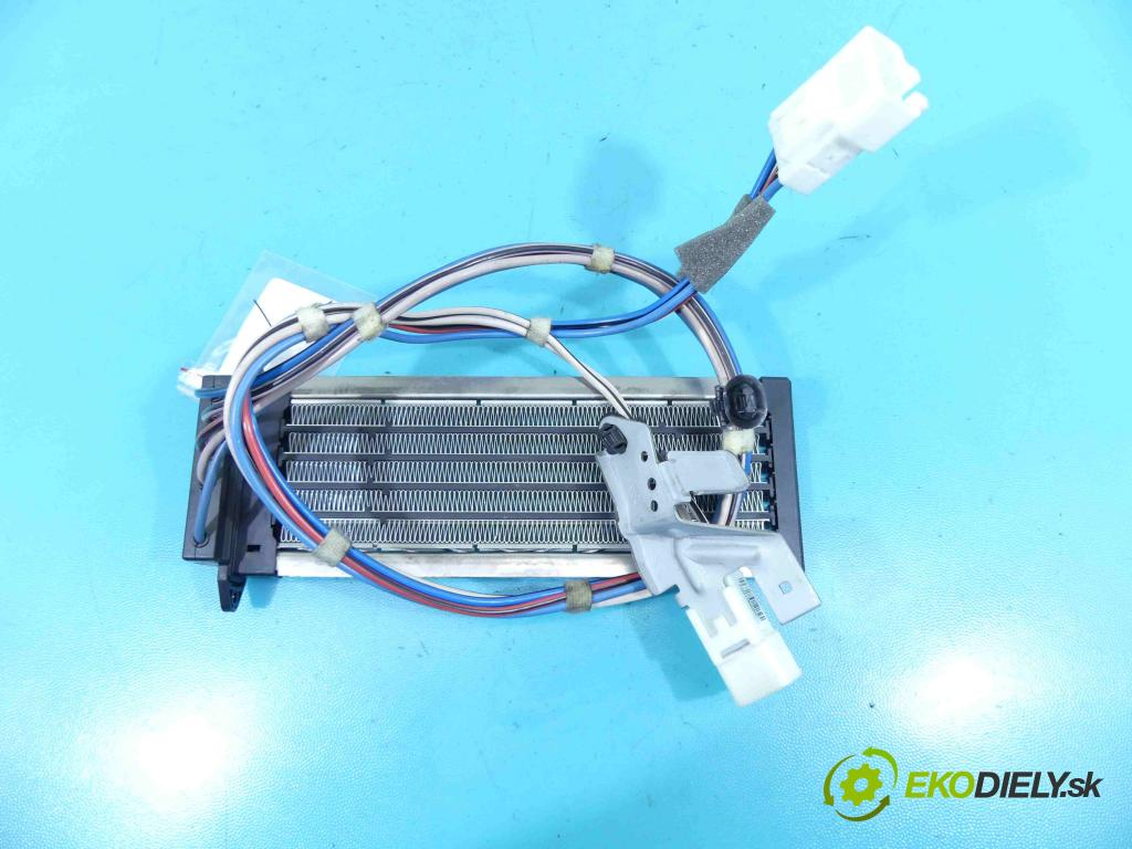 Toyota Avensis III T27 2009-2018 2.0 D4D 143 hp manual 105 kW 1995 cm3 5- radiátor 013410-0251 (Radiátory topení)