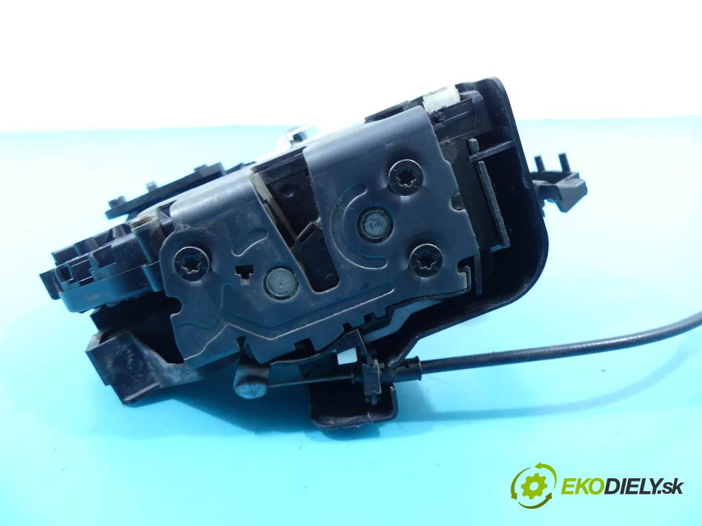 Volvo S40 II 2004-2012 1.6 hdi 109 hp manual 80 kW 1560 cm3 4- zámek zadní pravý 30753674