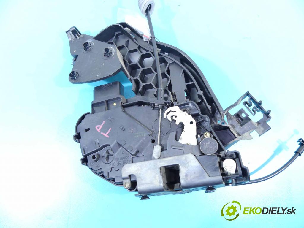 Volvo S40 II 2004-2012 1.6 hdi 109 hp manual 80 kW 1560 cm3 4- zámek zadní pravý 30753674