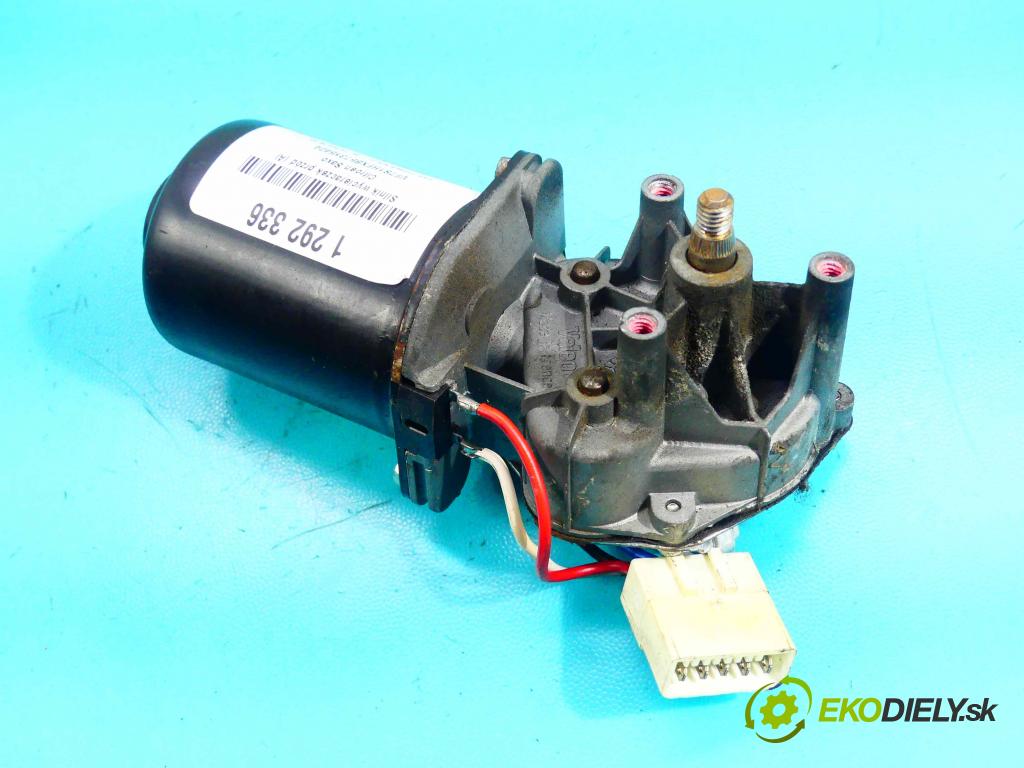 Citroen Saxo 1.1 60 hp manual 44 kW 1124 cm3 5- motor stěračů přední 53544102