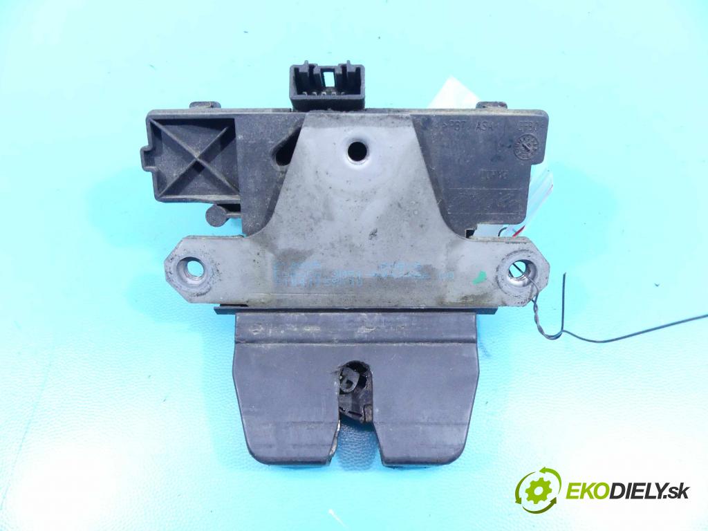 Ford C-Max I 2003-2010 2.0 tdci 136hp manual 100 kW 1997 cm3 5- zámek kufrových dveří zadní