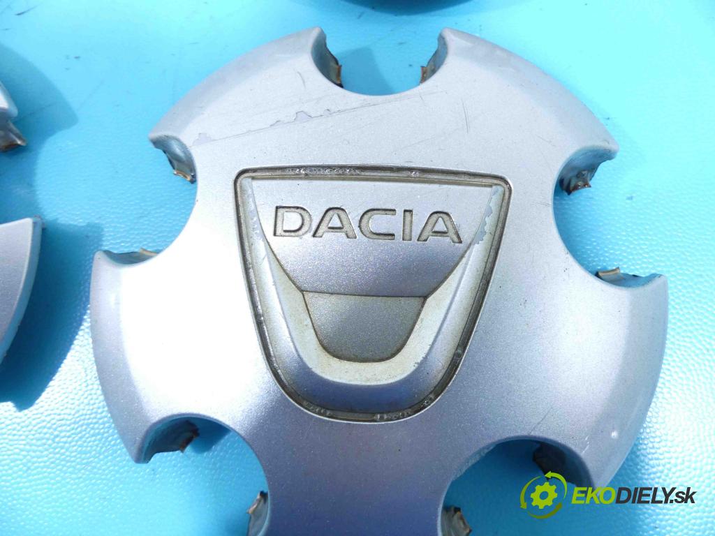 Dacia Duster I 2010-2018 1.6 16v 105 hp manual 77 kW 1598 cm3 5- puklica 403157451R (Puklice)