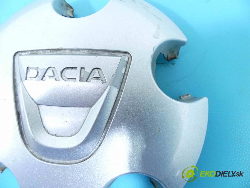 Dacia Duster I 2010-2018 1.6 16v 105 hp manual 77 kW 1598 cm3 5- puklica 403157451R (Puklice)