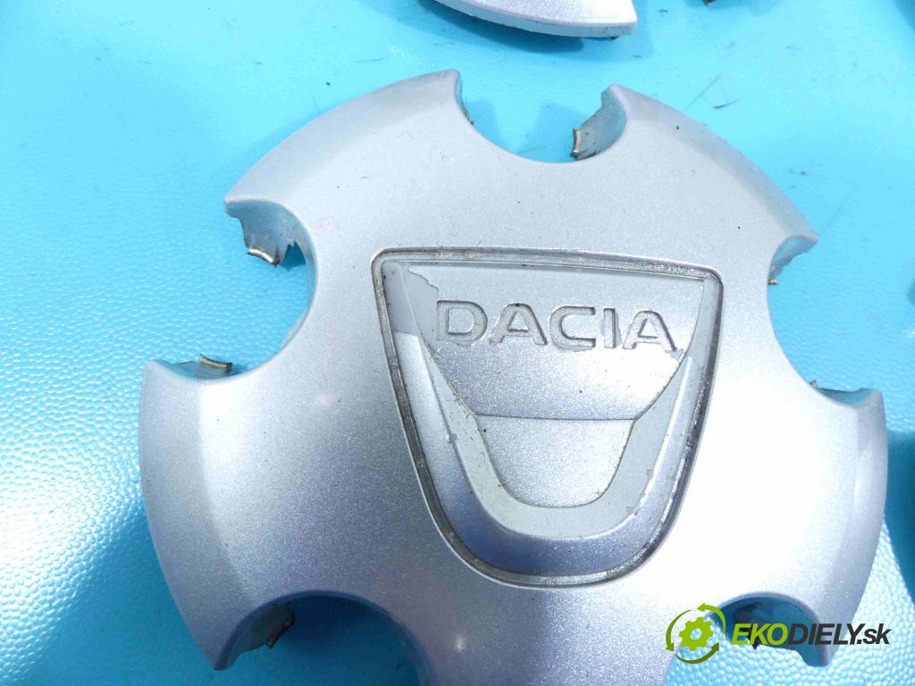 Dacia Duster I 2010-2018 1.6 16v 105 HP manual 77 kW 1598 cm3 5- puklica 403157451R (Puklice)