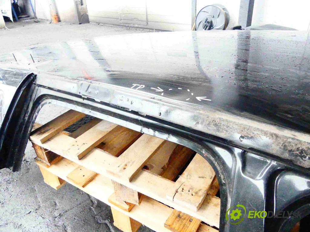 Dacia Duster I 2010-2018 1.6 16v 105 hp manual 77 kW 1598 cm3 5- Strecha: