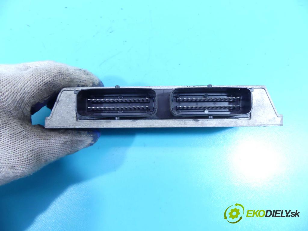 Mazda 6 I GG 2002-2007 2.0 16v 141 HP manual 104 kW 1999 cm3 4- modul riadiaca jednotka  (Ostatné)