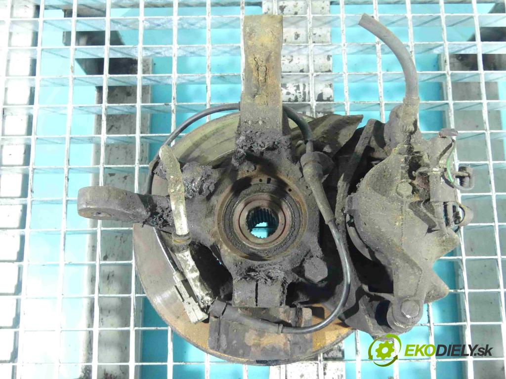 Peugeot 806 2.0 8v 121KM manual 89 kW 1998 cm3 5- náboj ľavé  (Náboje)