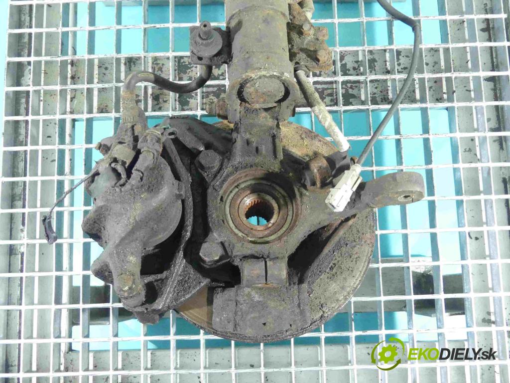 Peugeot 806 2.0 8v 121KM manual 89 kW 1998 cm3 5- náboj pravé  (Náboje)