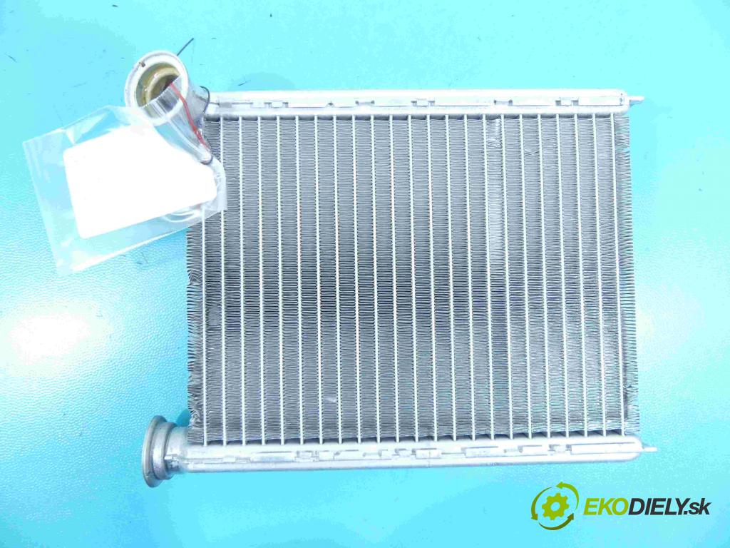 Renault Clio IV 2012-2019 1.5 dci 75 hp manual 55 kW 1461 cm3 5- radiátor 1021589C (Radiátory topení)