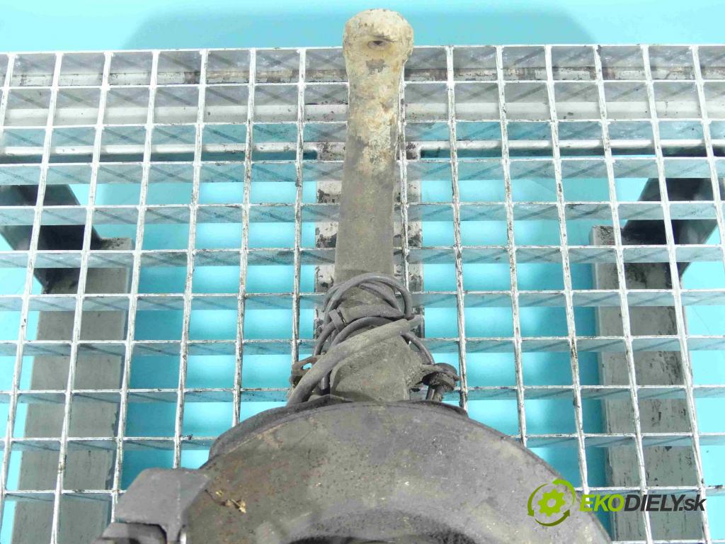 Alfa romeo 147 1.6 16v 105 HP manual 77 kW 1598 cm3 5- náboj ľavé  (Náboje)