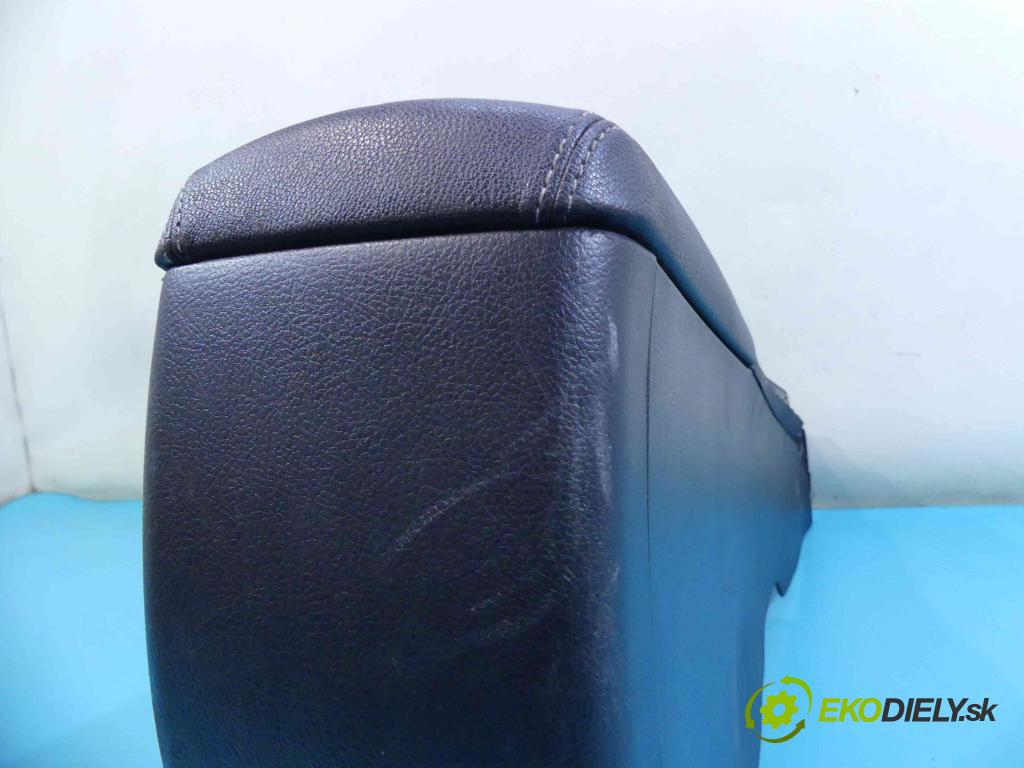 Toyota Avensis III T27 2009-2018 2.0 D4D 143 HP manual 105 kW 1995 cm3 5- operadlo 58911-05100 (Lakťové opierky)