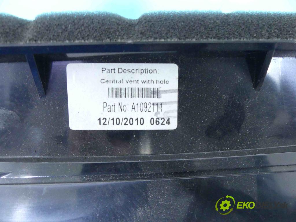 Citroen C3 II 2009-2016 1.4 hdi 68 HP manual 50 kW 1398 cm3 5- Mřížka: kúrenia stredová A1092111 (Mriežky kúrenia (fukáre))