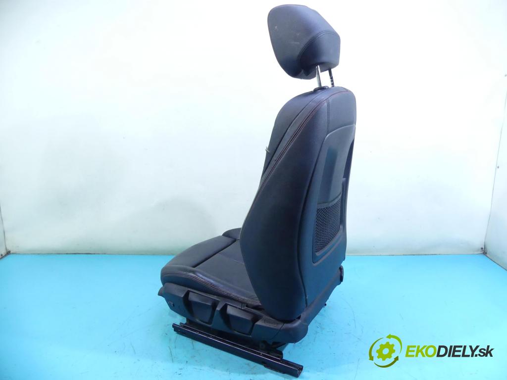 Bmw 1 F20 2011-2019 1.6 T 170 HP automatic 125 kW 1598 cm3 5- Sedačka ľavý  (Sedačky, sedadlá)