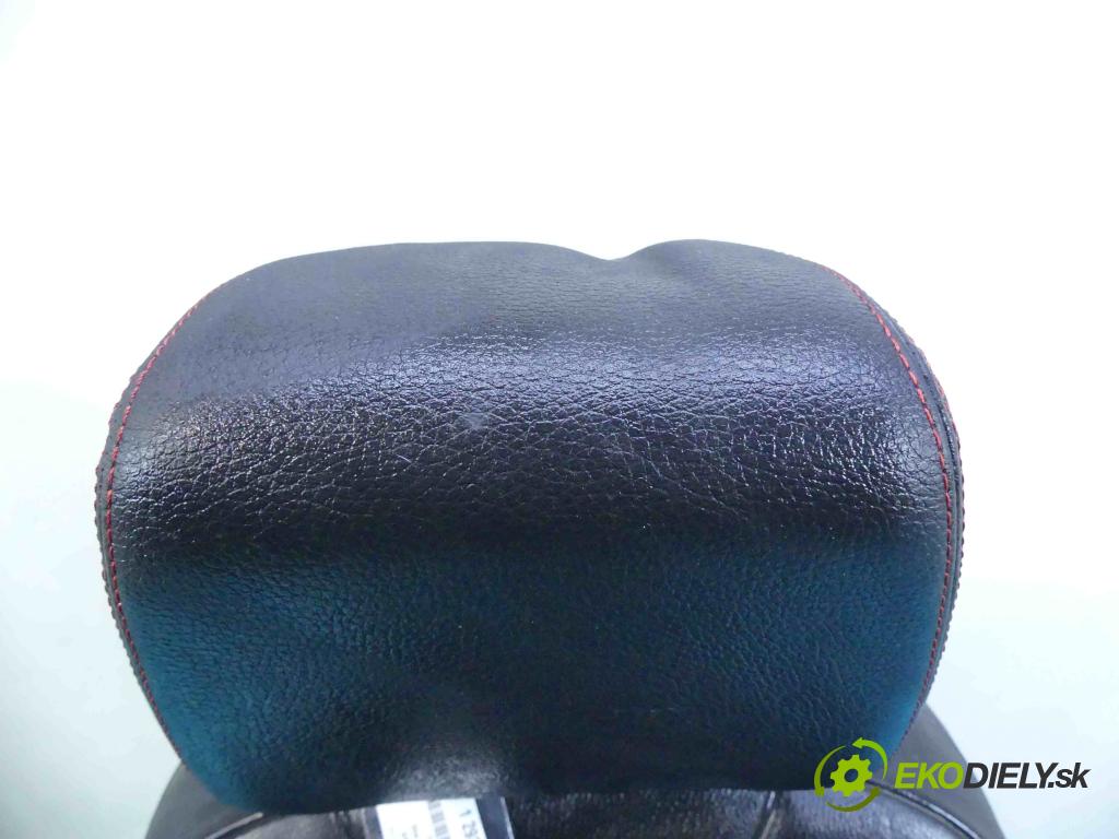 Bmw 1 F20 2011-2019 1.6 T 170 HP automatic 125 kW 1598 cm3 5- Sedačka ľavý  (Sedačky, sedadlá)