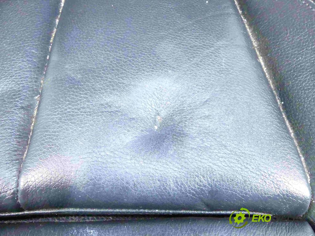 Bmw 1 F20 2011-2019 1.6 T 170 HP automatic 125 kW 1598 cm3 5- Sedačka pravý  (Sedačky, sedadlá)