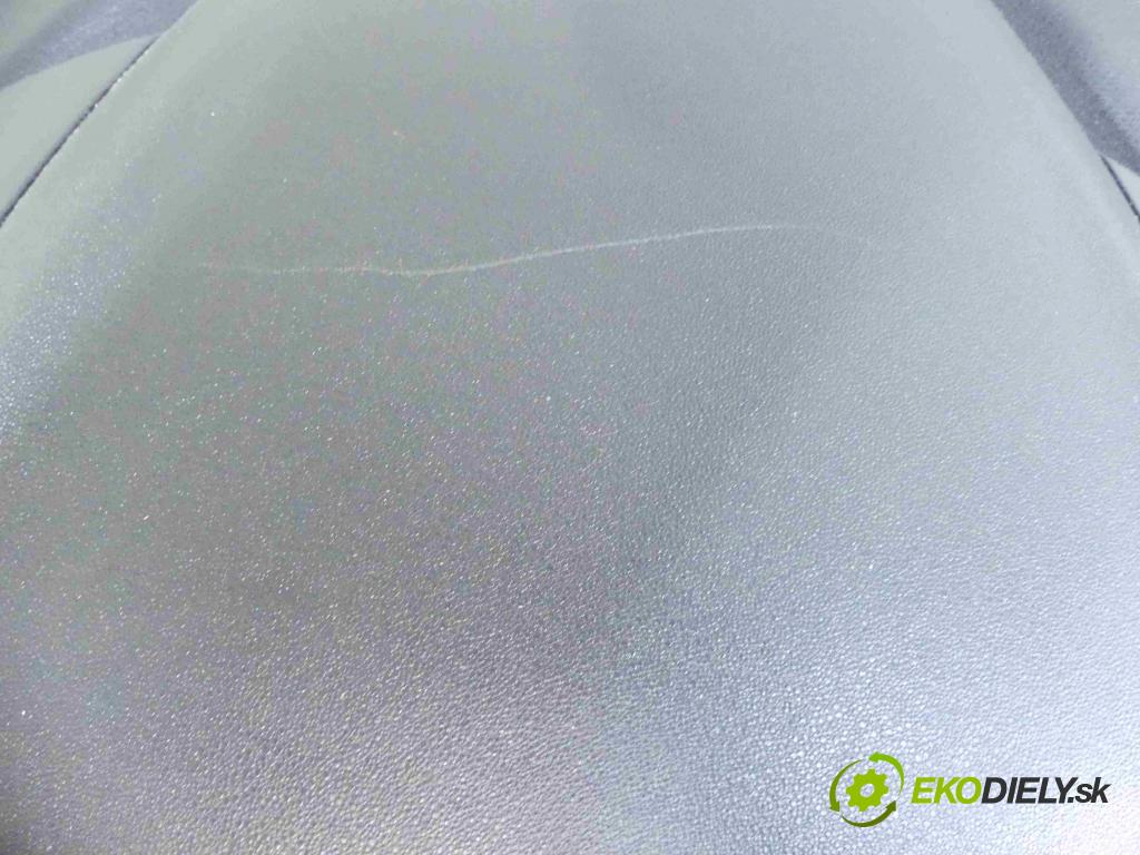Citroen C3 II 2009-2016 1.4 hdi 68 HP manual 50 kW 1398 cm3 5- kokpit,pristrojová doska rozdeľovacia