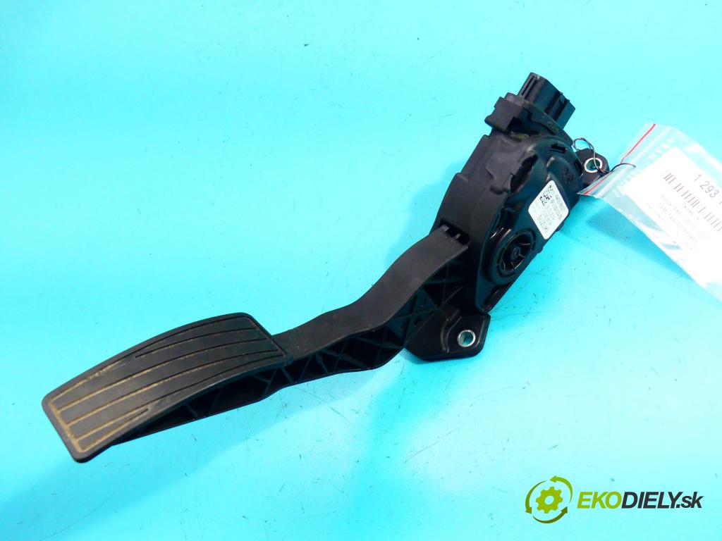 Suzuki SX4 II 2013-2021 1.4 T 140 HP manual 103 kW 1373 cm3 5- pedále 49400-68L51 (Pedále)