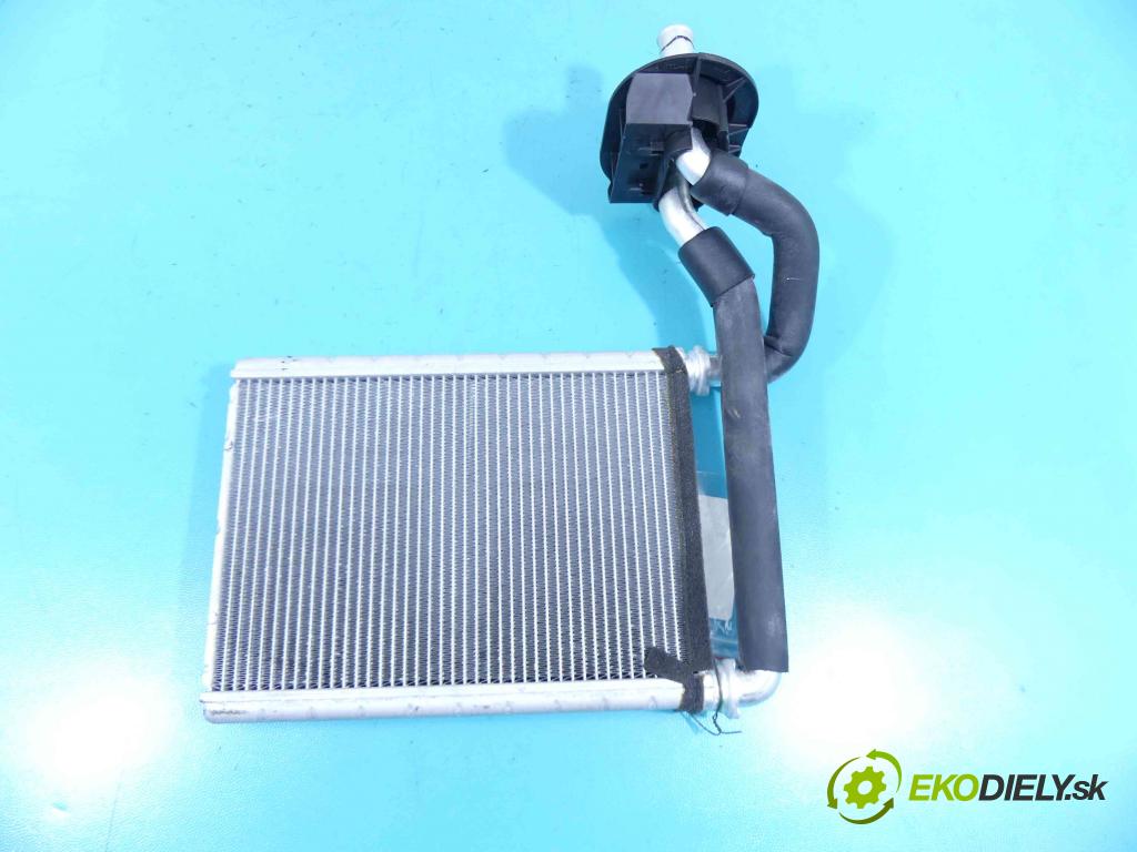 Suzuki SX4 S-Cross 2013-2021 1.4 T 140 hp manual 103 kW 1373 cm3 5- radiátor  (Radiátory topení)