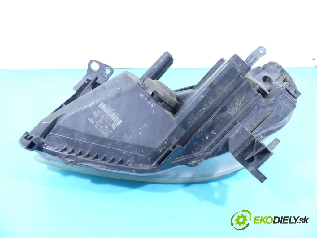 Opel Zafira B 2005-2014 1.7 cdti 110 HP manual 81 kW 1686 cm3 5- Reflektor: pravý 13260845RH (Pravé)
