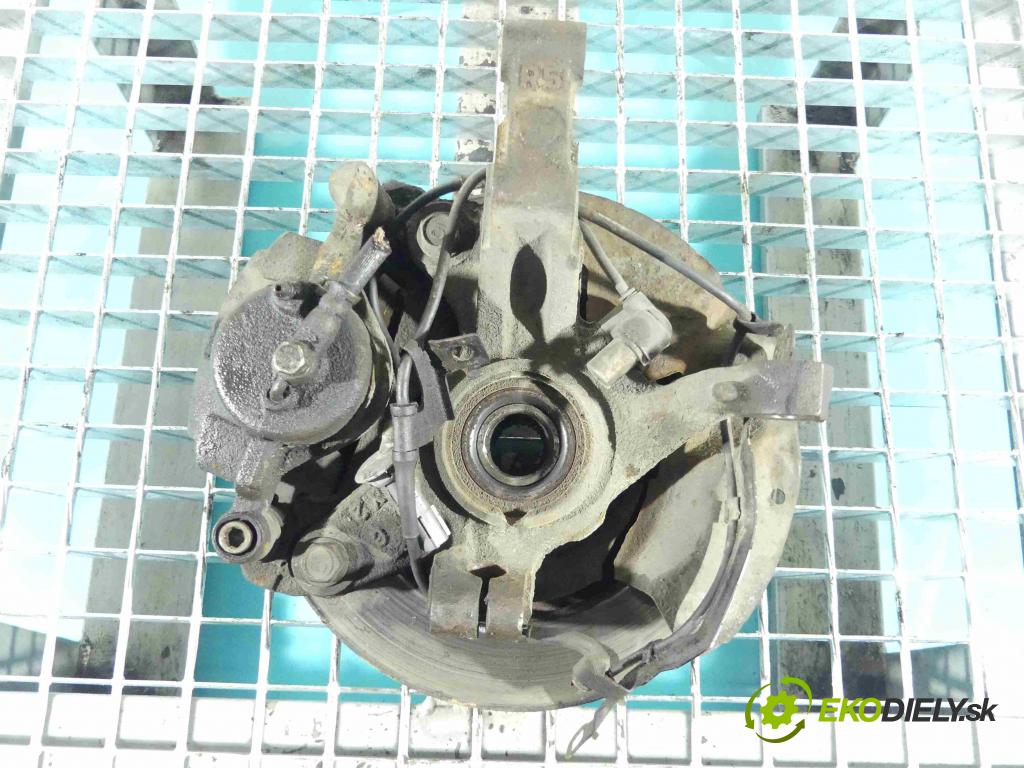 Mazda Premacy 1.8 16v 101 HP manual 74 kW 1840 cm3 5- náboj pravé  (Náboje)