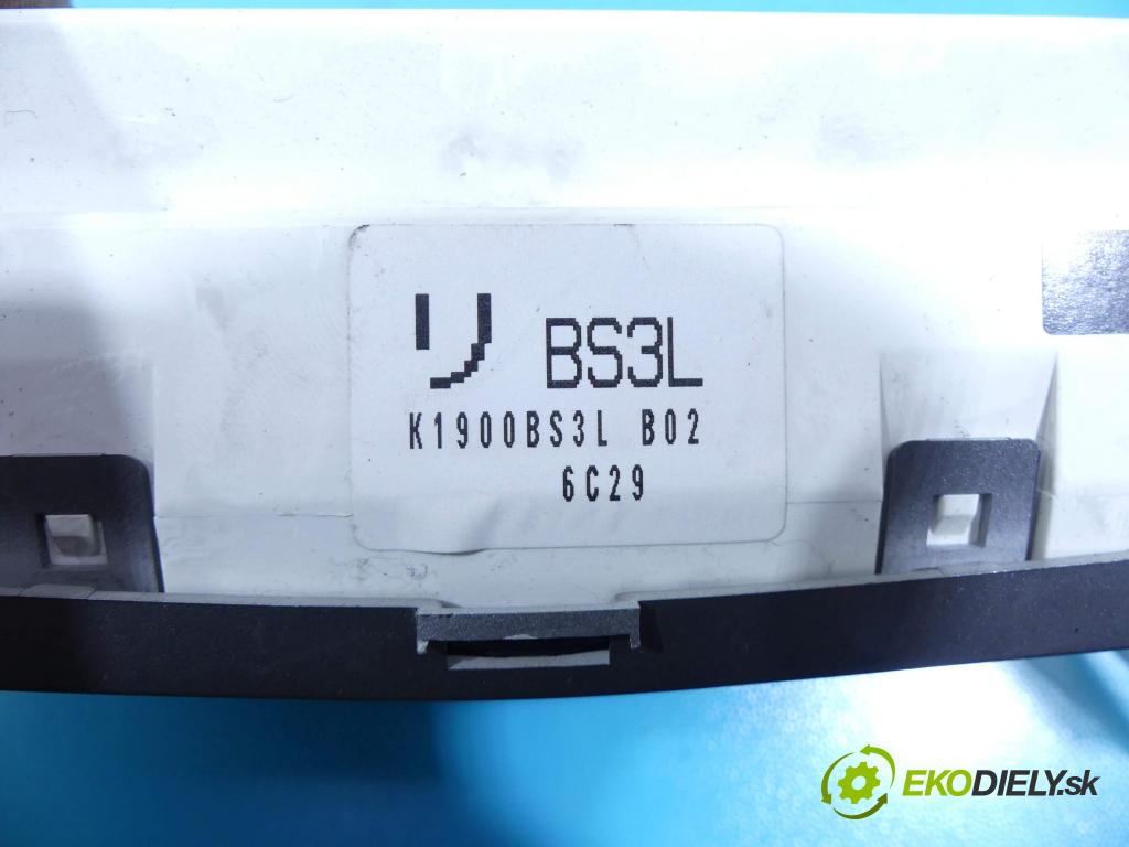 Mazda 3 I BK 2003-2009 1.6 16v 105 HP manual 77 kW 1598 cm3 5- panel kúrenia BS3L