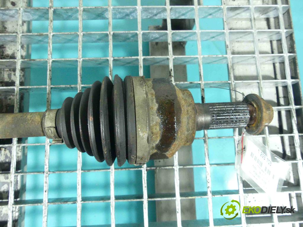 Mazda 3 I BK 2003-2009 1.6 16v 105 HP manual 77 kW 1598 cm3 5- poloos ľavé  (Poloosy)