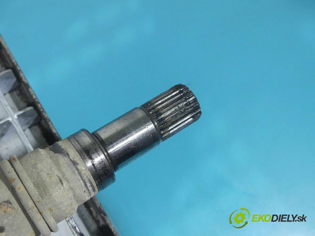 Mazda 3 I BK 2003-2009 1.6 16v 105 HP manual 77 kW 1598 cm3 5- poloos pravé FG0525500A (Poloosy)